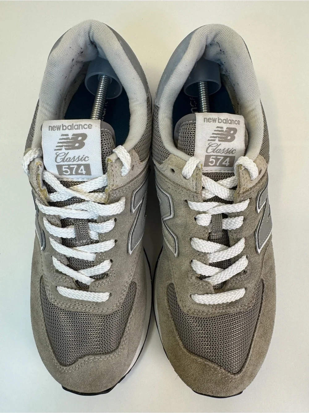 New Balance 574 Core Men’s Size 8.5 Grey Suede Sneakers